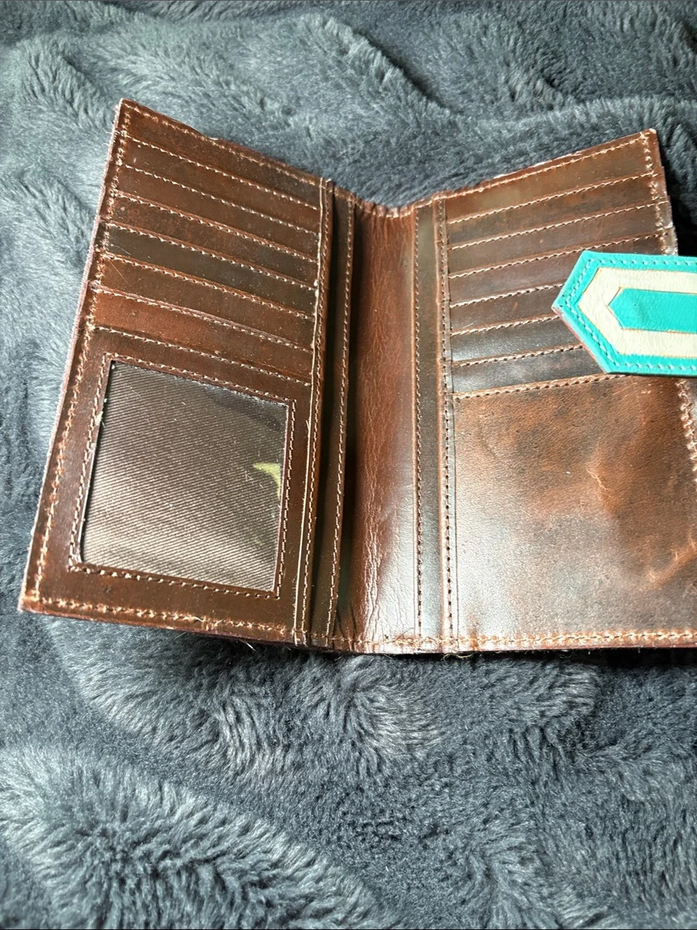 N/A turquoise white